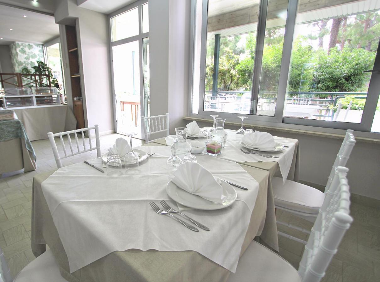 Hotel Pineta San Benedetto del Tronto Extérieur photo