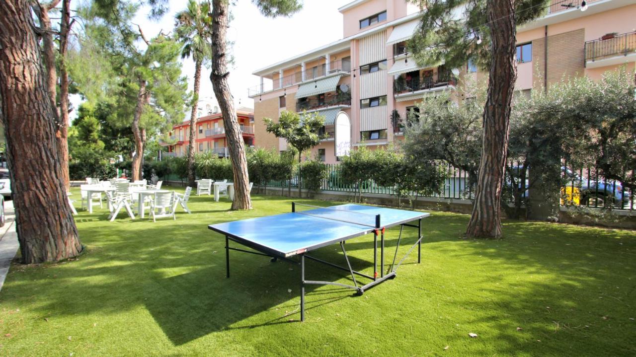 Hotel Pineta San Benedetto del Tronto Extérieur photo