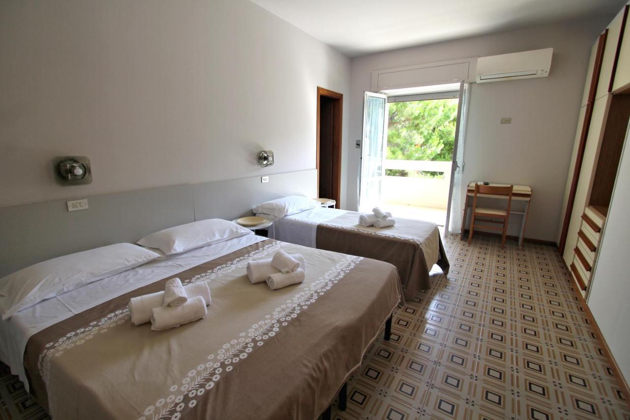 Hotel Pineta San Benedetto del Tronto Extérieur photo