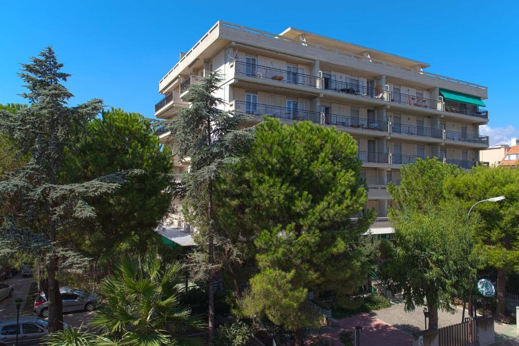 Hotel Pineta San Benedetto del Tronto Extérieur photo